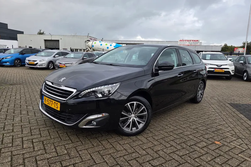 Peugeot 308 (2015)
