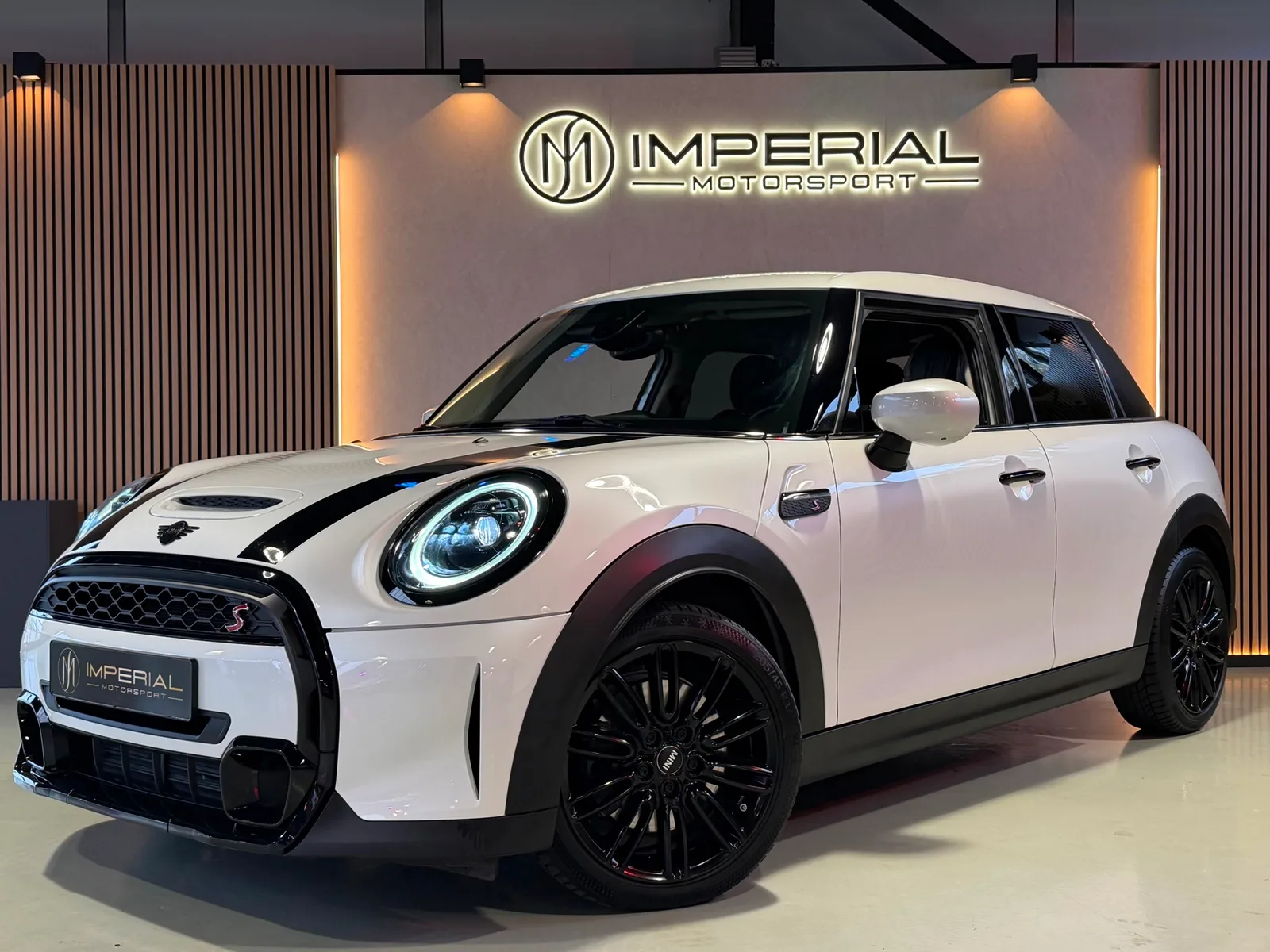 MINI Cooper S (2023) — foto 1