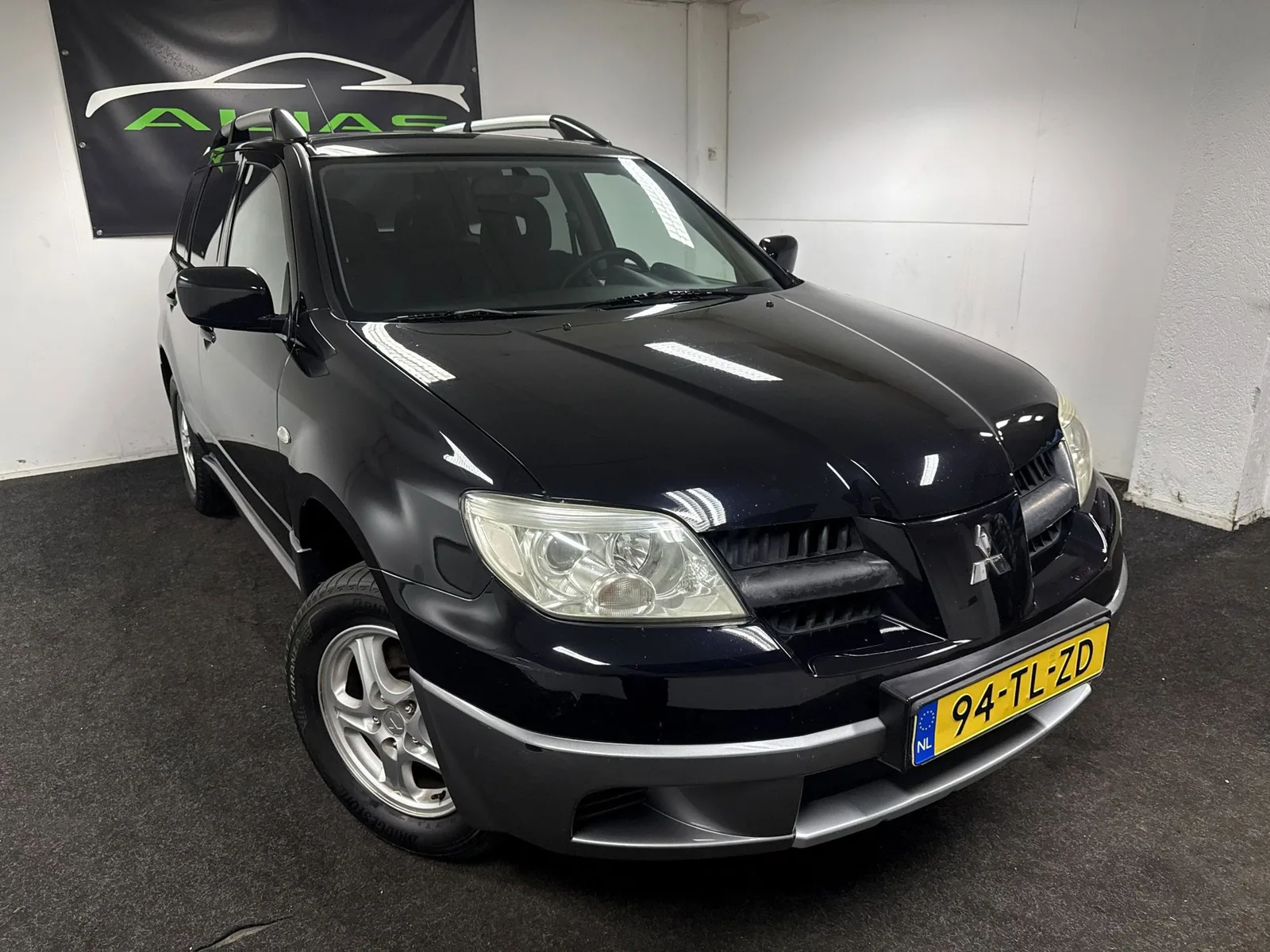 Mitsubishi Outlander (2006) — foto 1