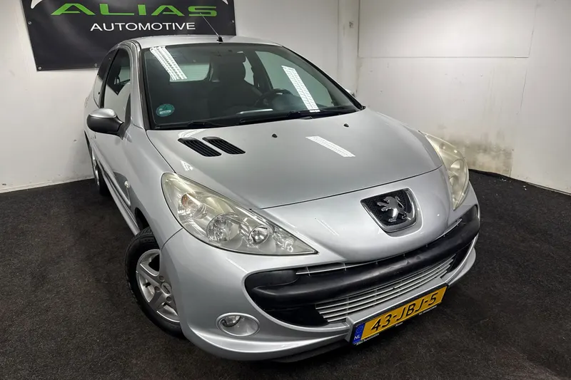 Peugeot 206+ (2009)