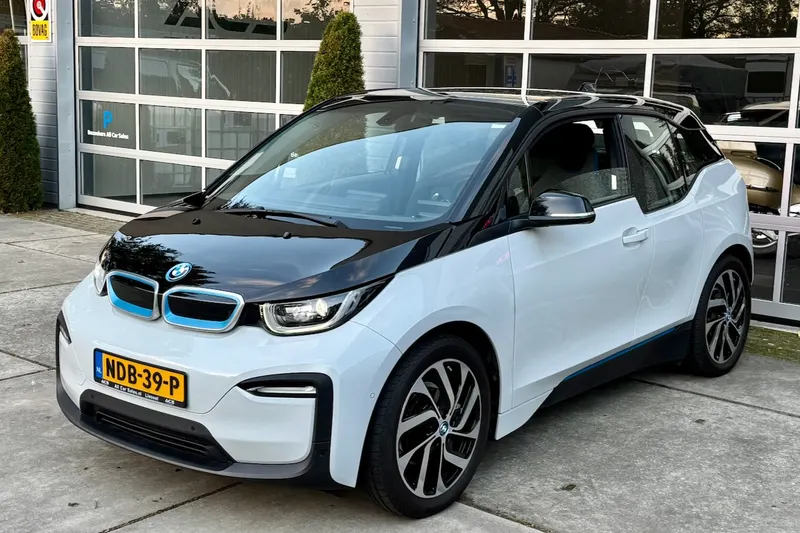 BMW i3 (2022)