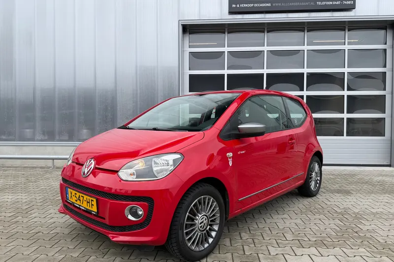 Volkswagen Up! (2013)