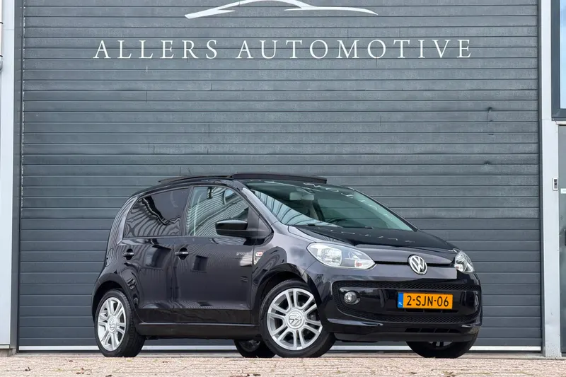 Volkswagen Up! (2013)