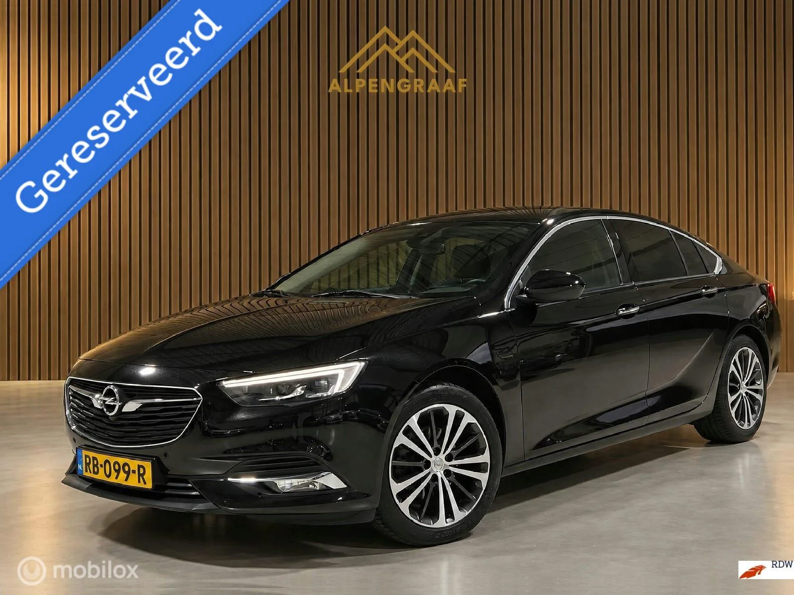 Opel Insignia (2017) — foto 1
