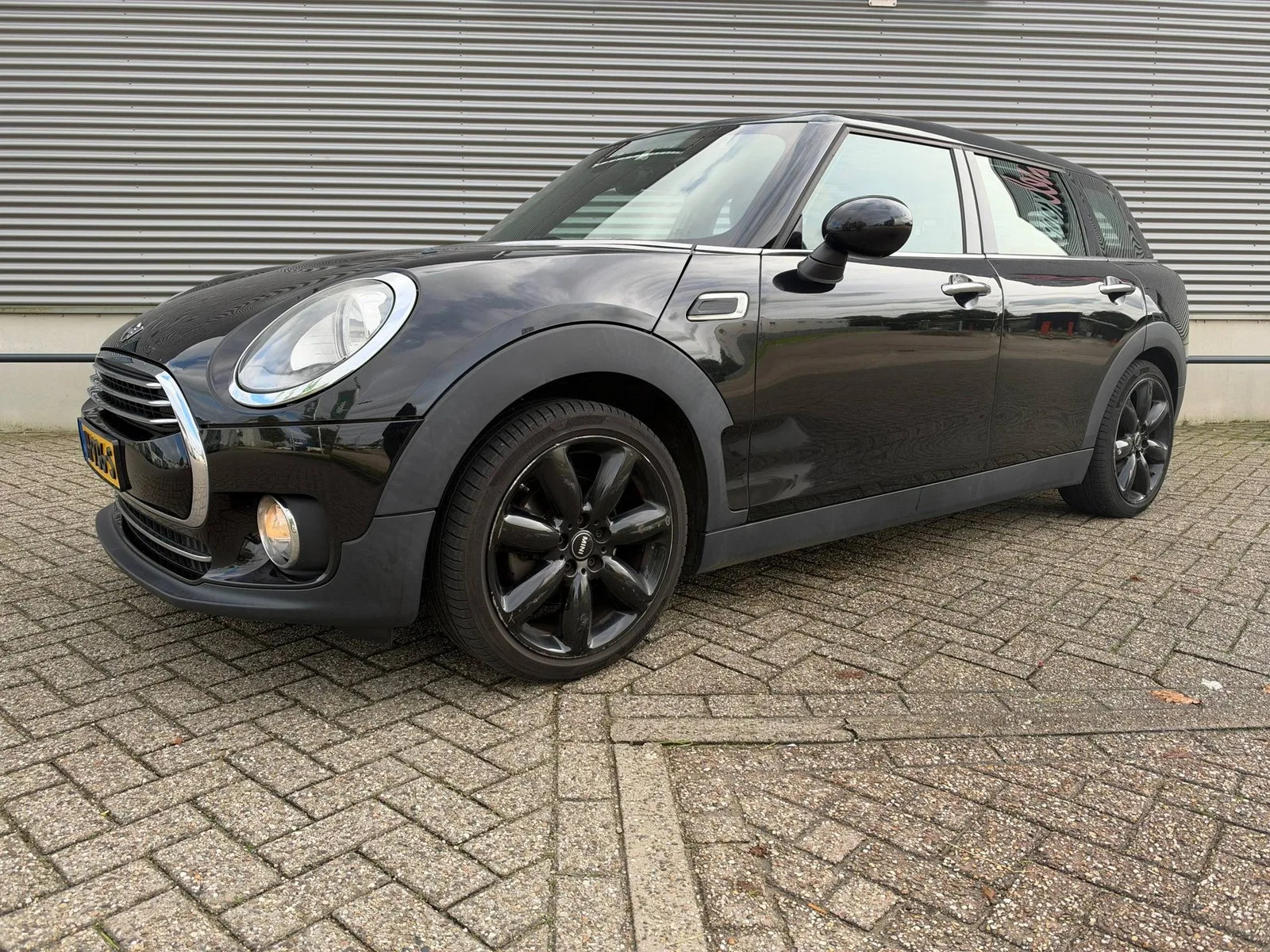 MINI Clubman (2016) — foto 1