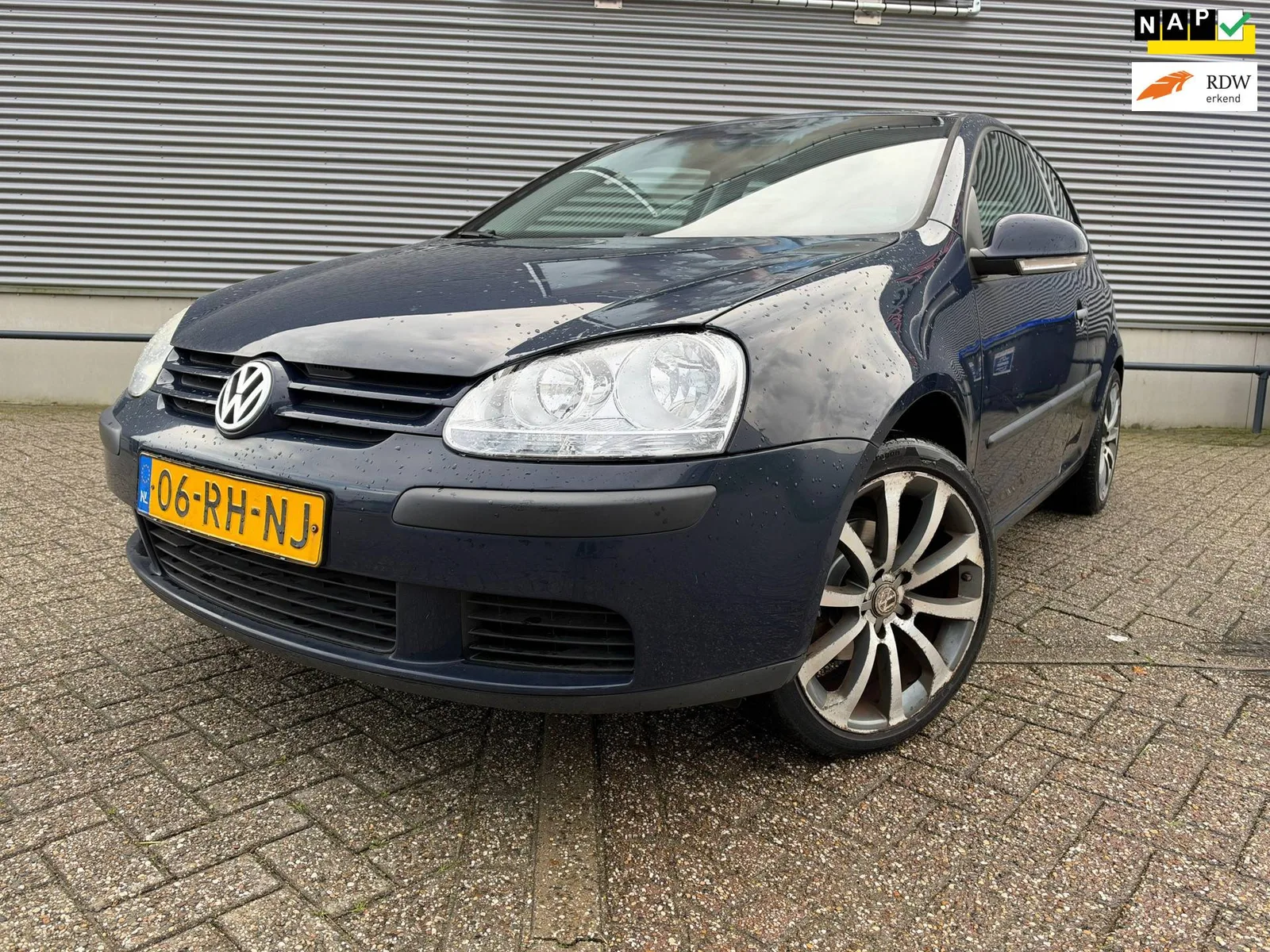 Volkswagen Golf (2005) — foto 1