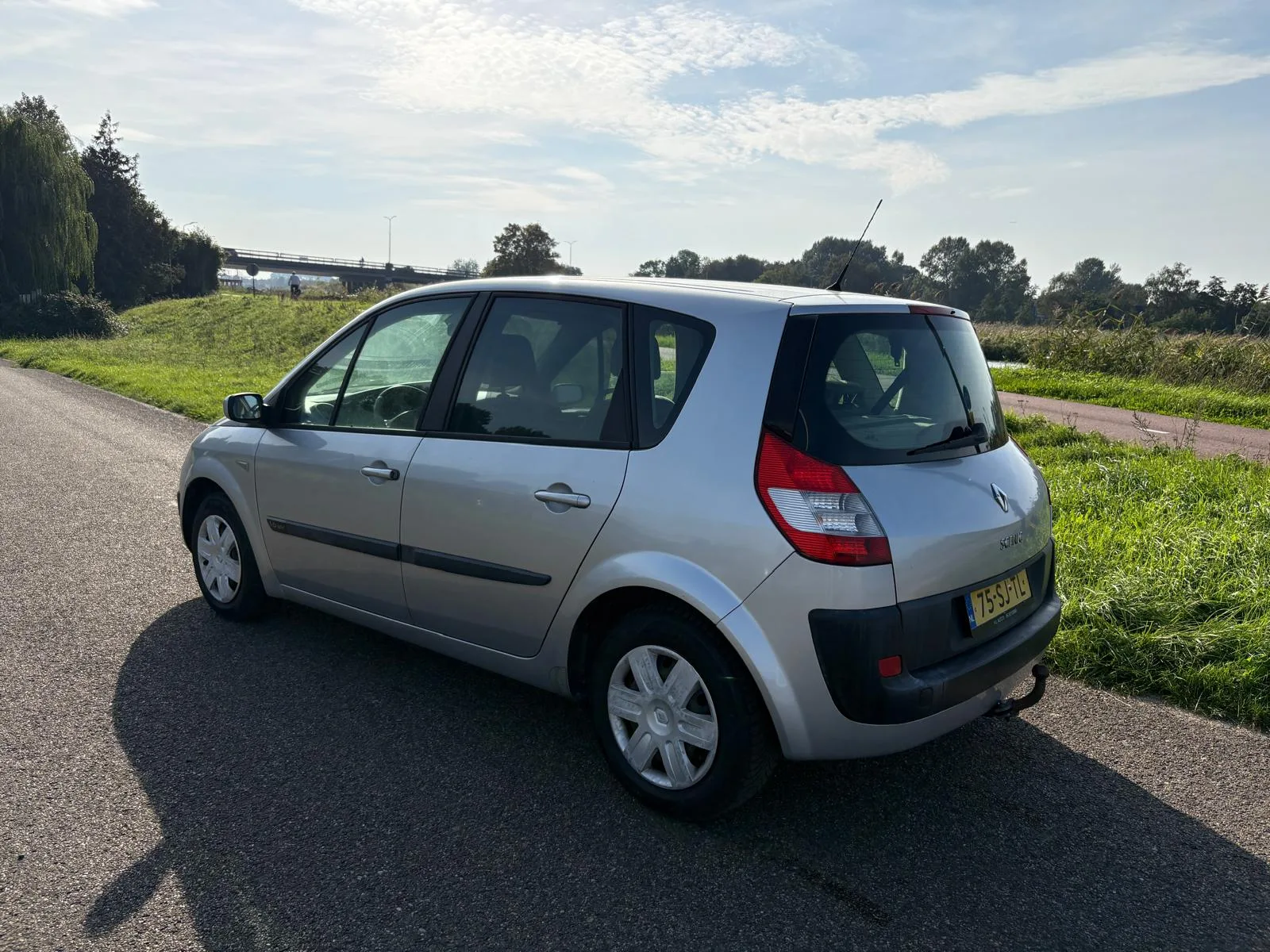 Renault Scénic (2006) — foto 1