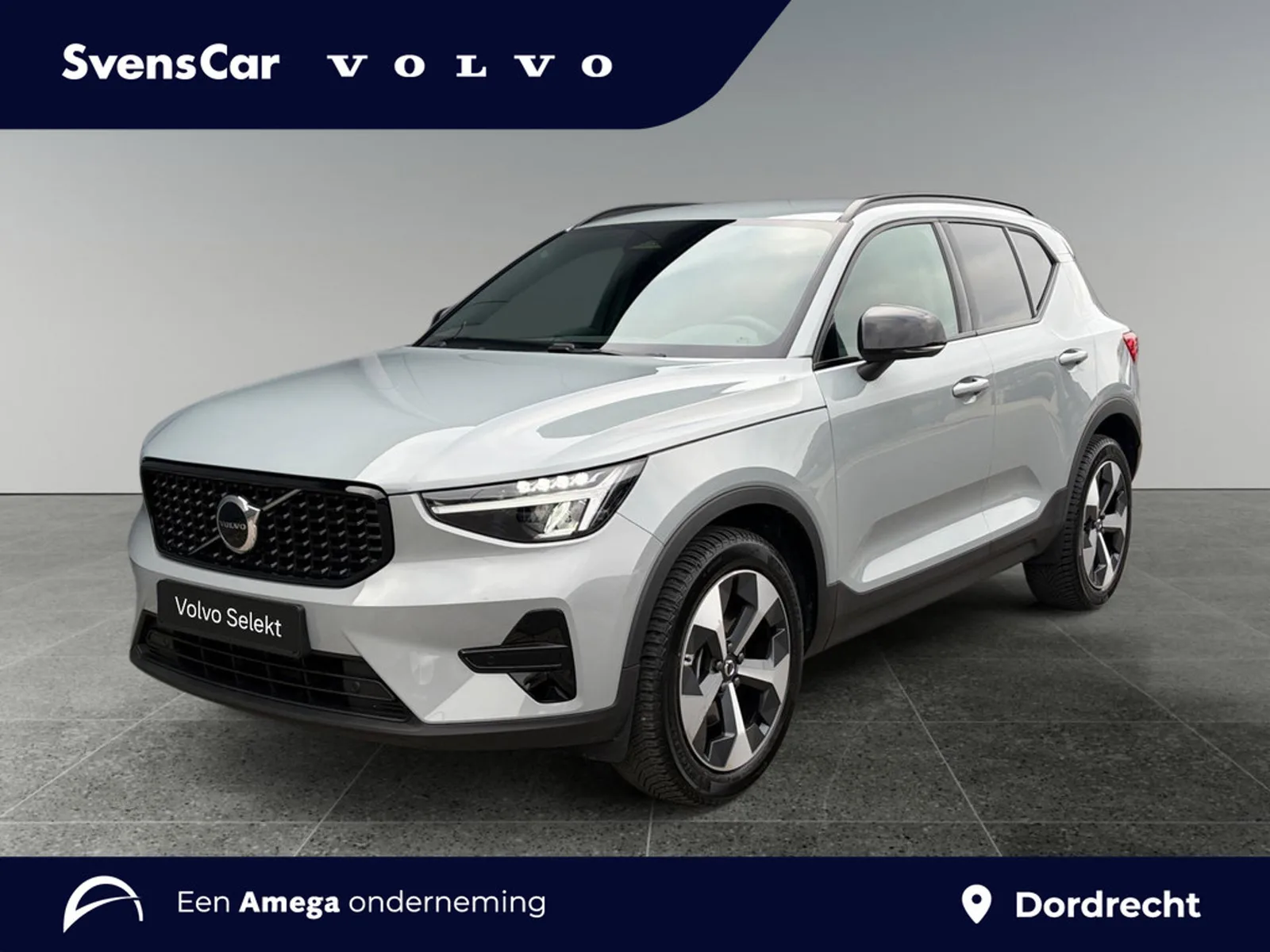 Volvo XC40 (2026) — foto 1