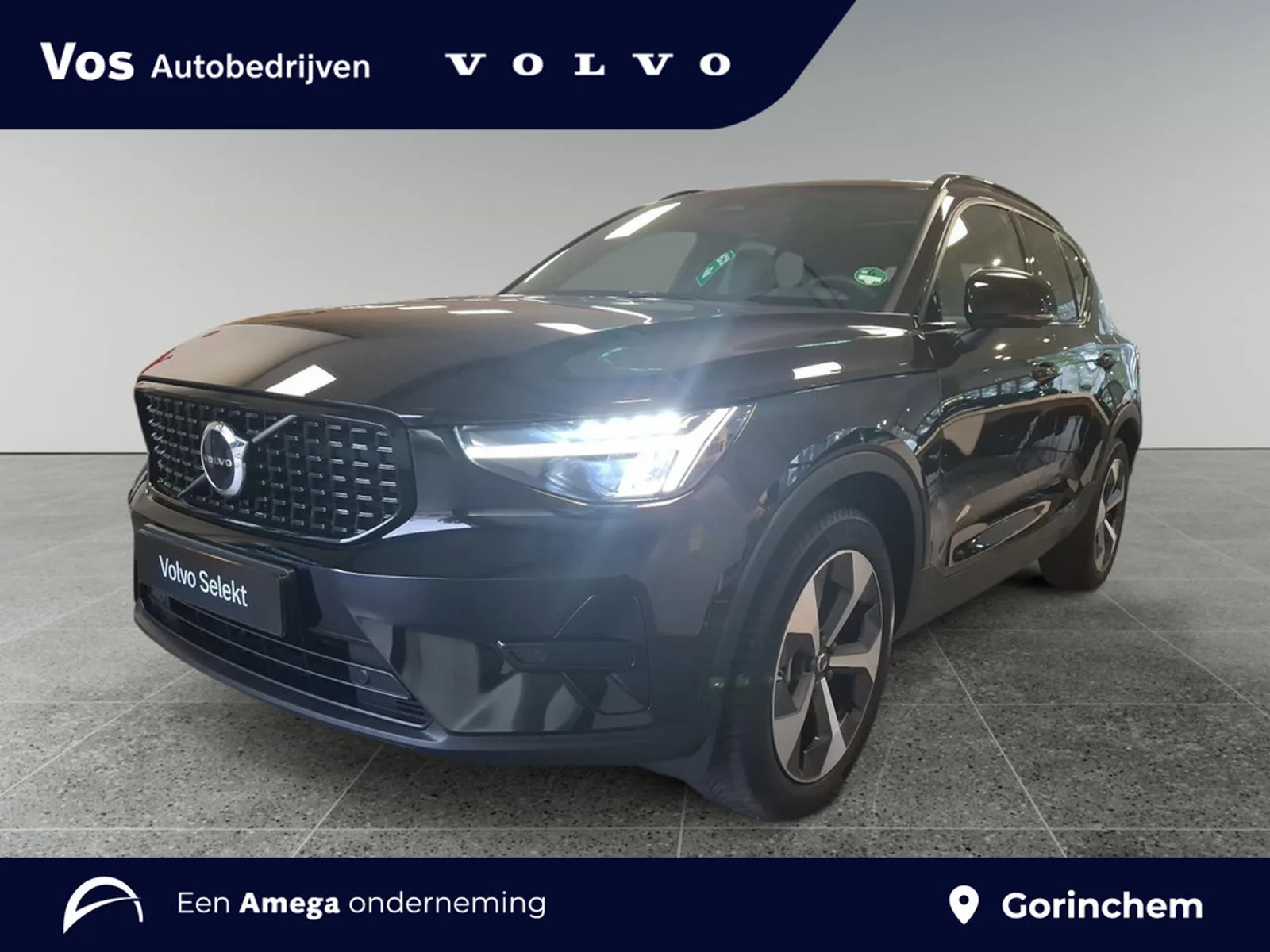Volvo XC40 (2026) — foto 1