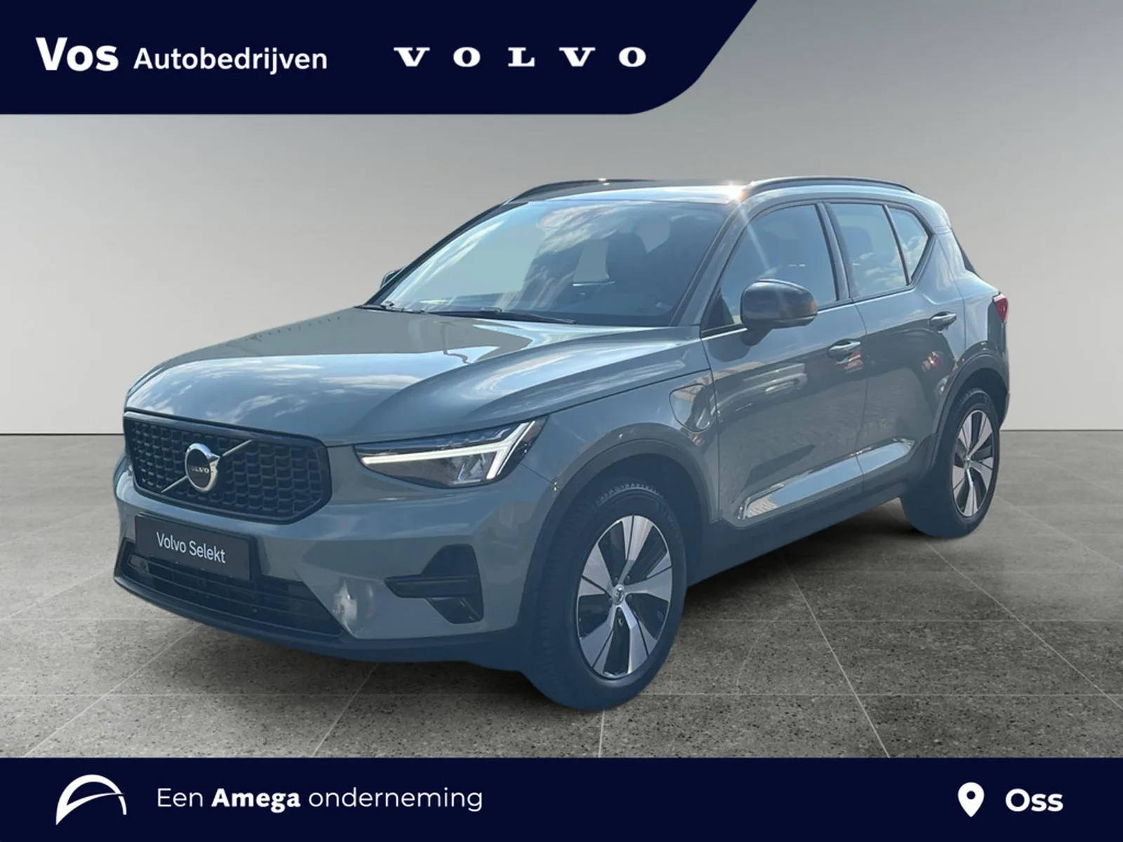 Volvo XC40 (2023) — foto 1