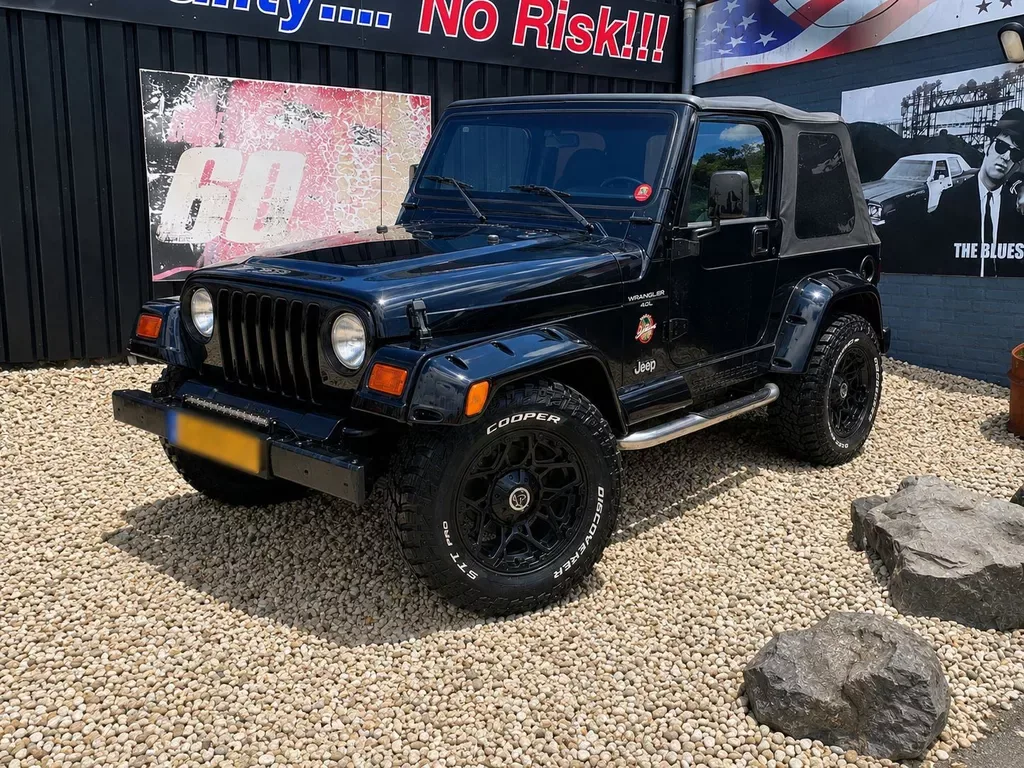 Jeep Wrangler (1997) — foto 1
