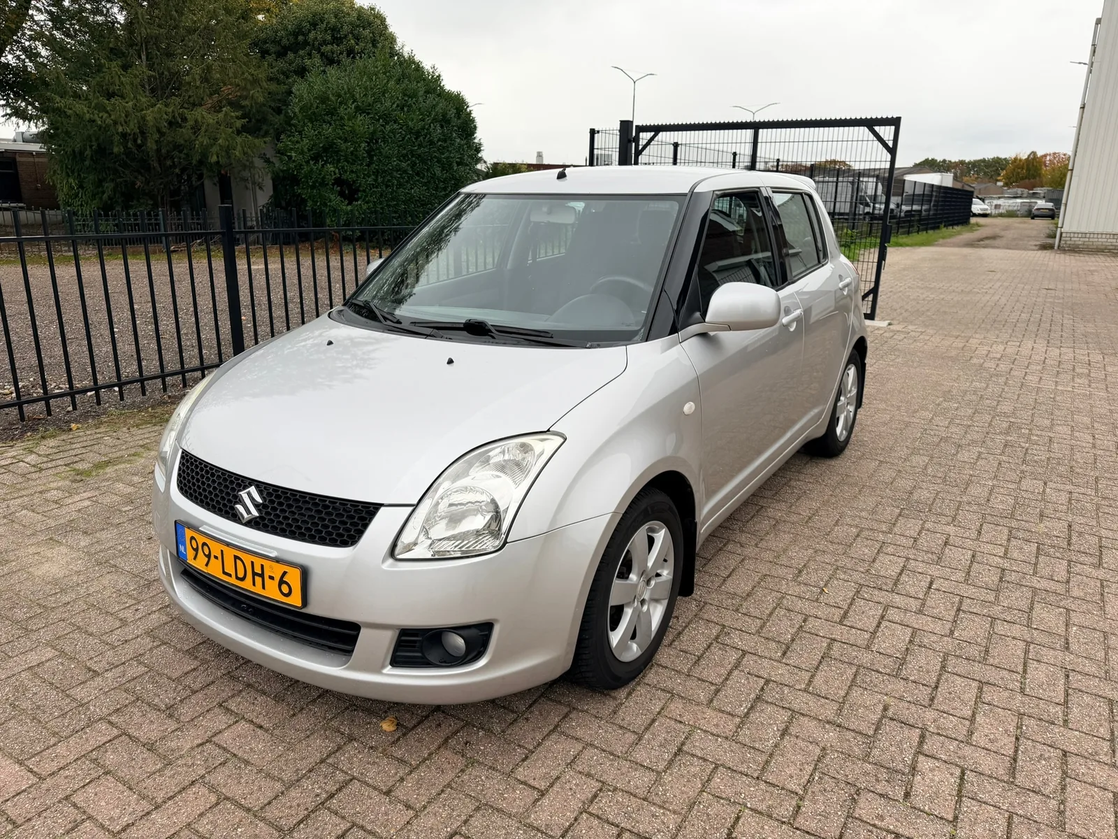 Suzuki Swift (2010) — foto 1