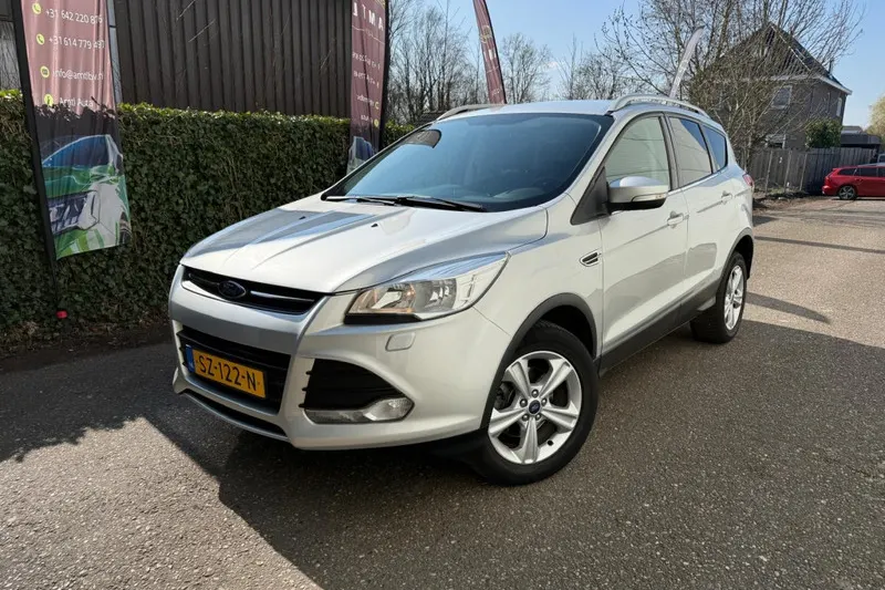 Ford Kuga (2015)