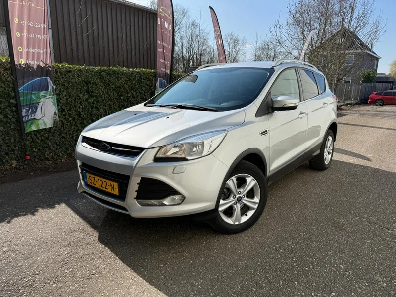 Ford Kuga (2015) — foto 1