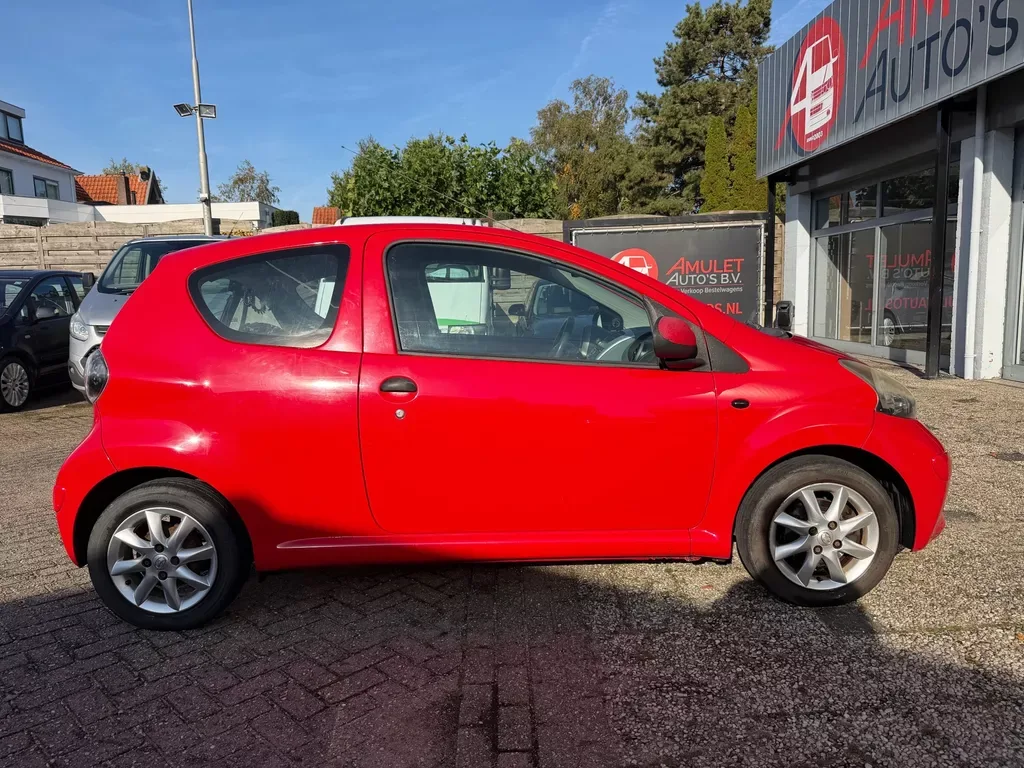 Toyota Aygo (2007) — foto 1