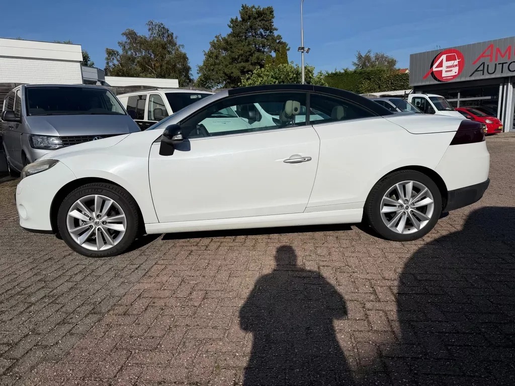 Renault Mégane (2010) — foto 1