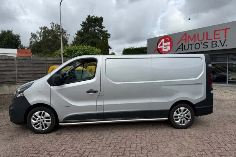Opel Vivaro (2015)