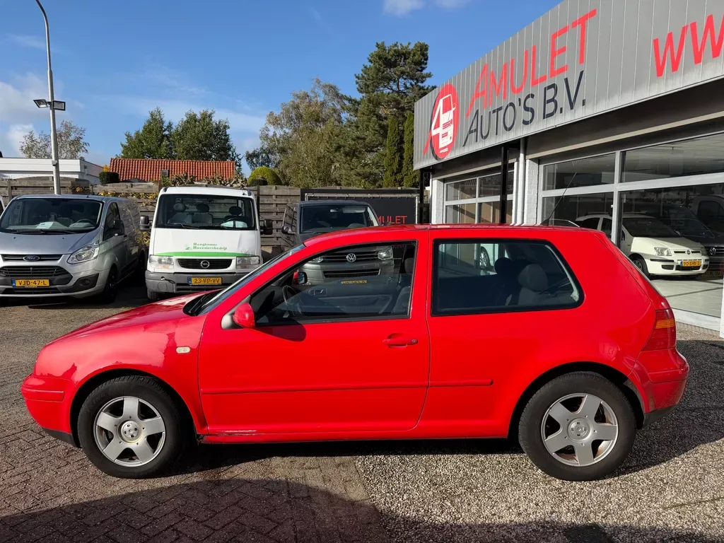Volkswagen Golf (1999) — foto 1