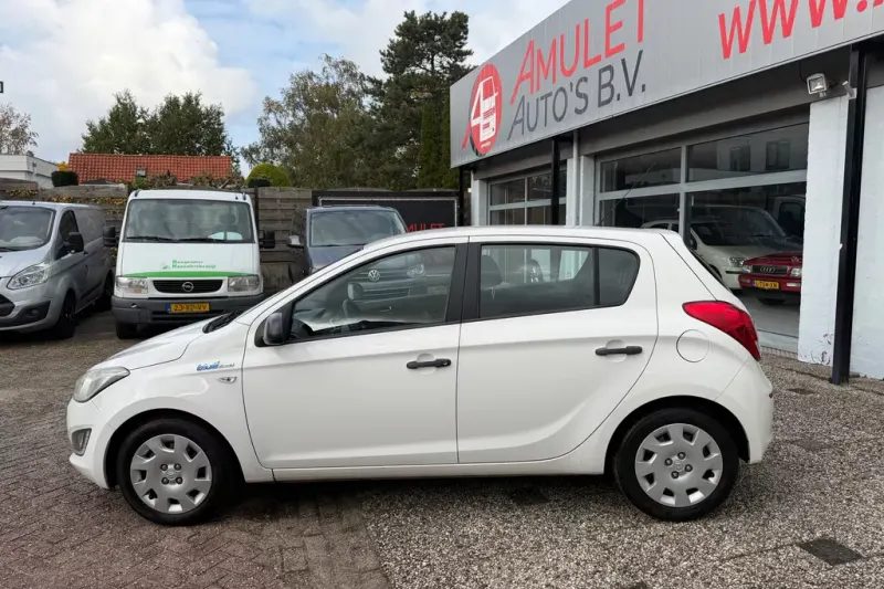 Hyundai i20 (2013)
