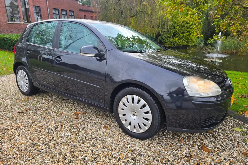Volkswagen Golf (2007)