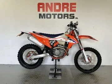 KTM 500 EXC (2023) — foto 1