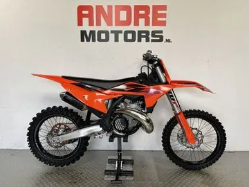 KTM 250 SX (2025) — foto 1