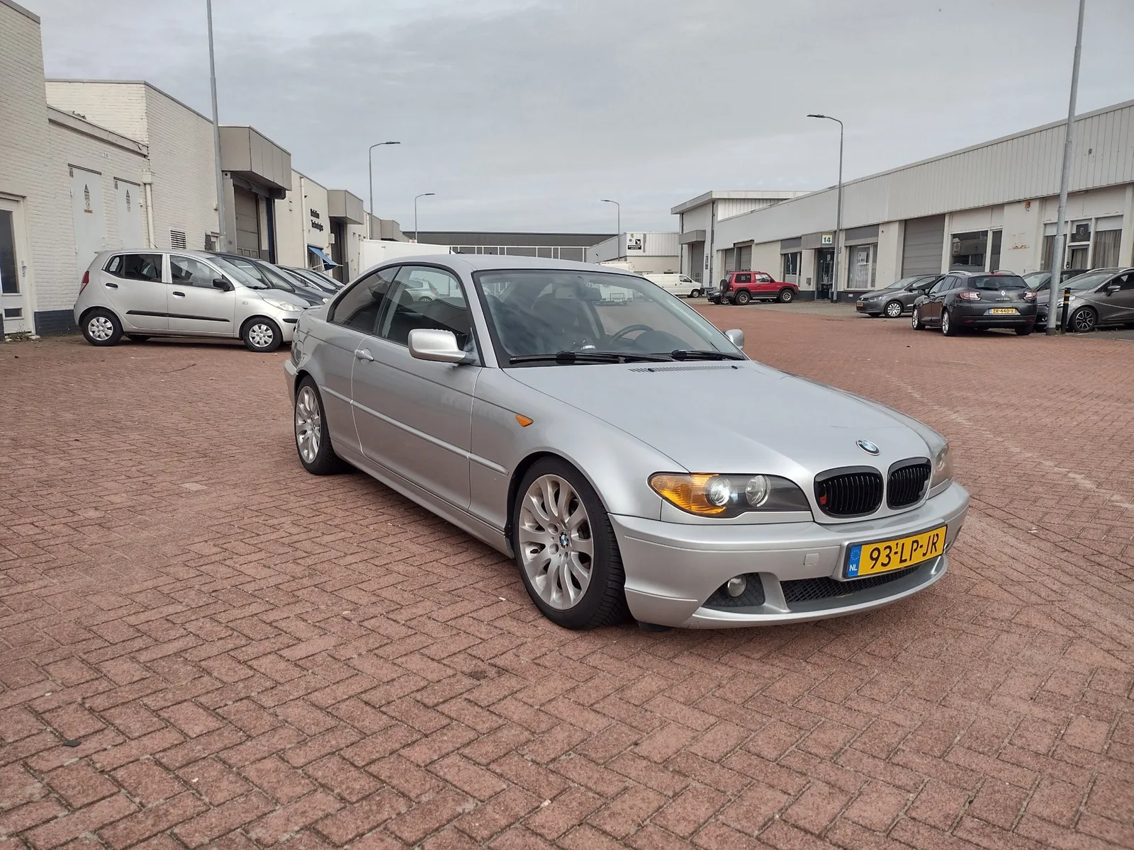 BMW 3-Serie (2003) — foto 1