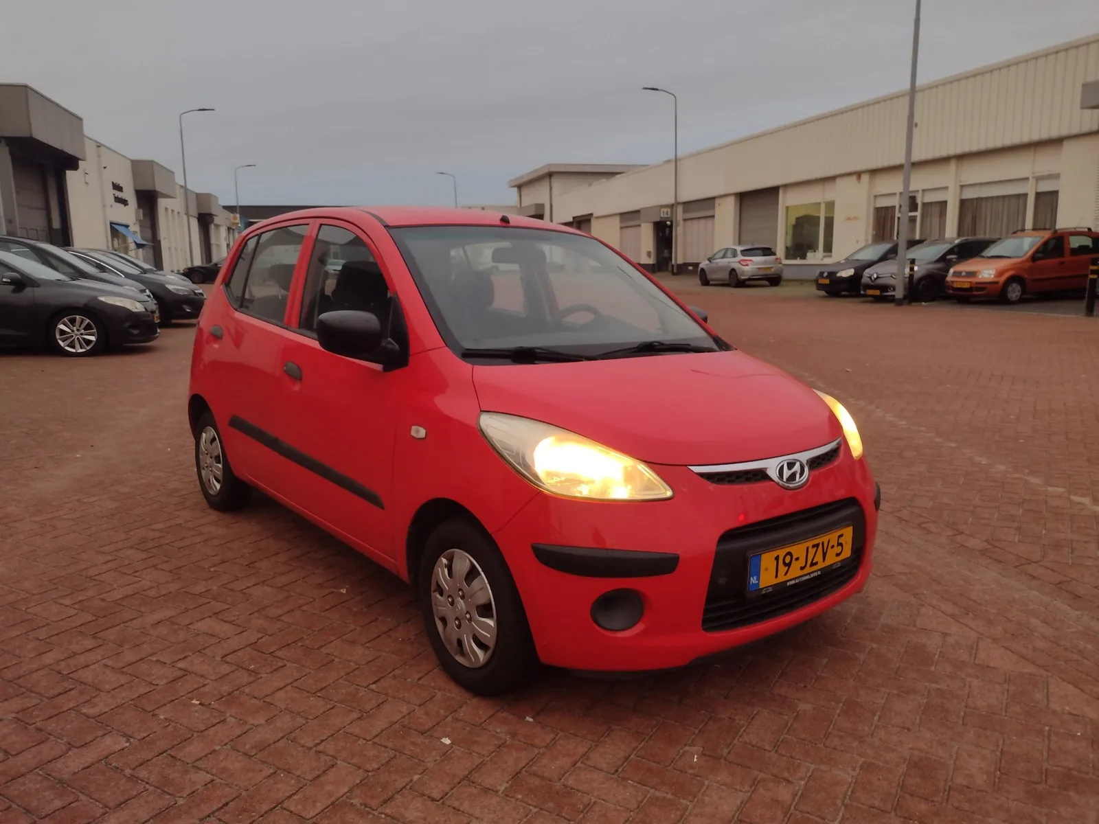 Hyundai i10 (2009) — foto 1