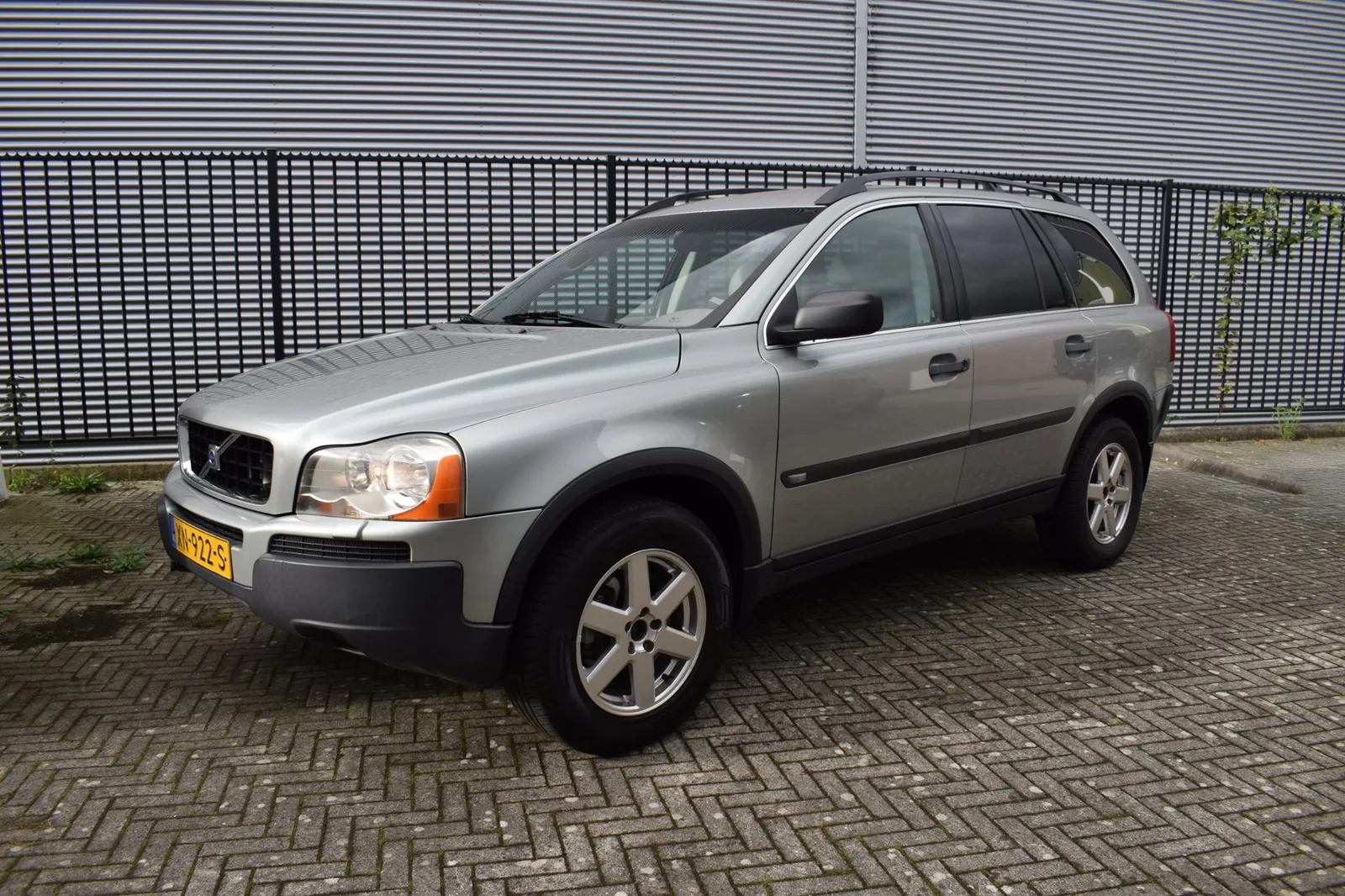 Volvo XC90 (2004) — foto 1