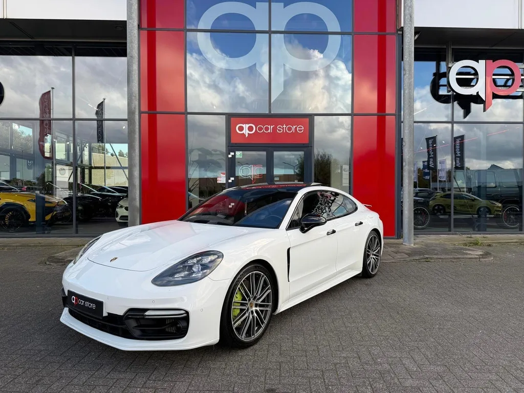 Porsche Panamera (2017) — foto 1