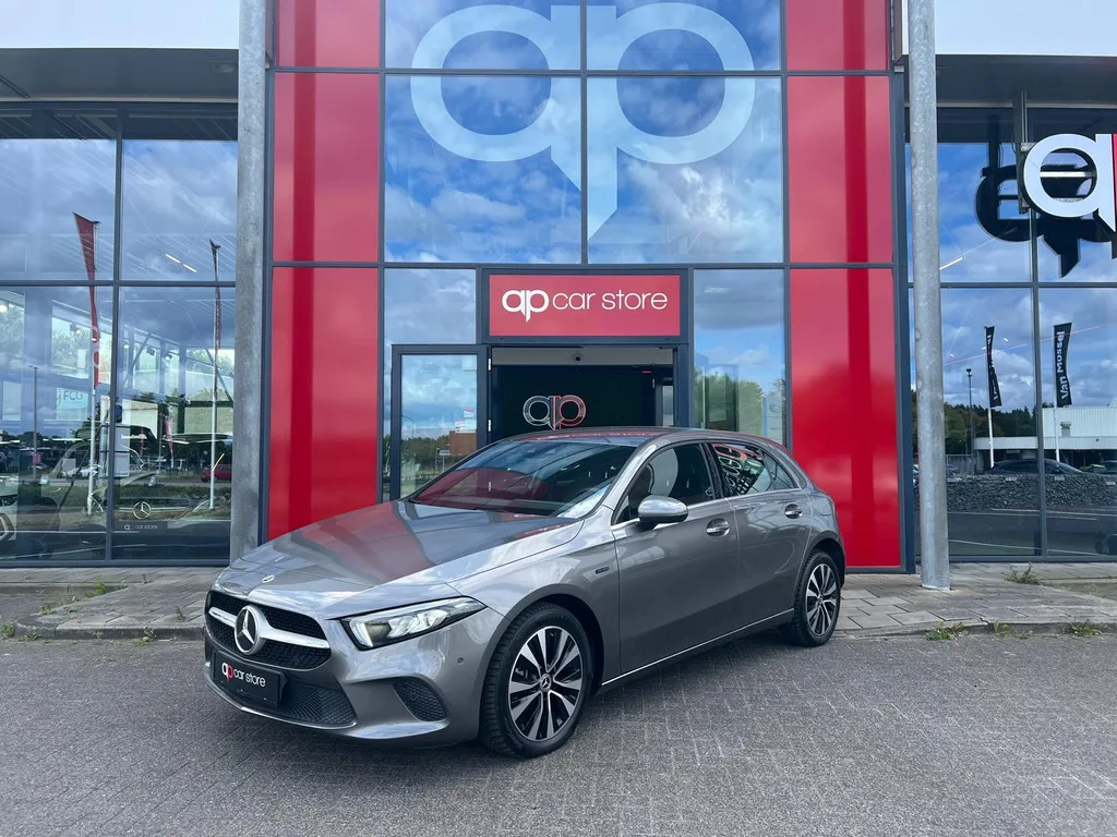 Mercedes-Benz A-Klasse (2021) — foto 1