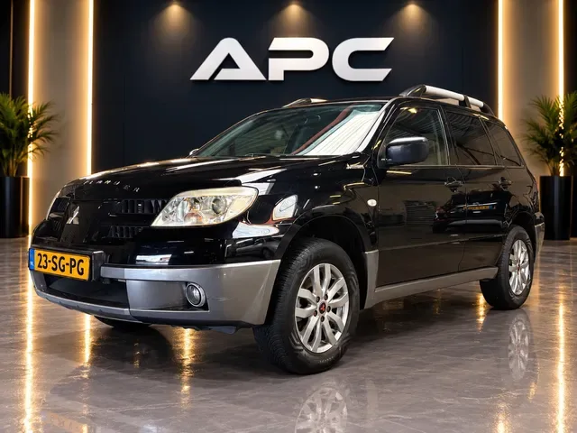 Mitsubishi Outlander (2006) — foto 1