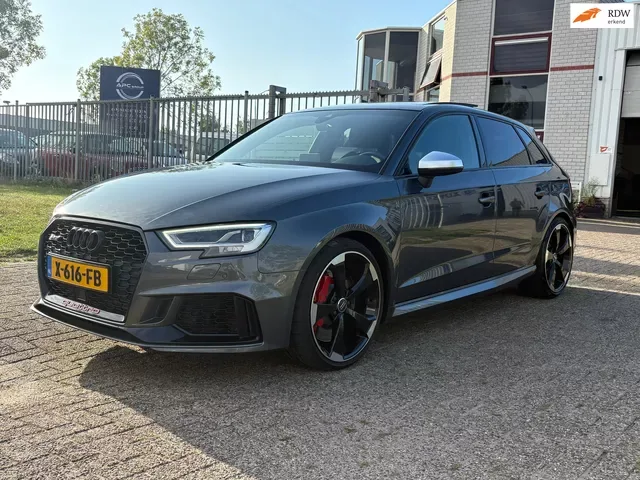 Audi A3 (2018) — foto 1