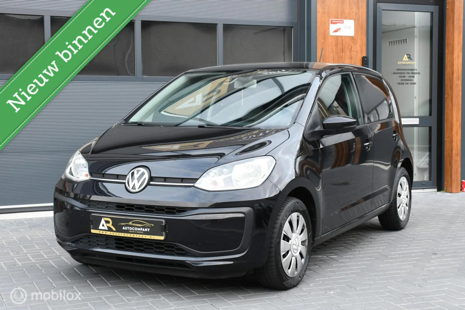 Volkswagen Up! (2018) — foto 1