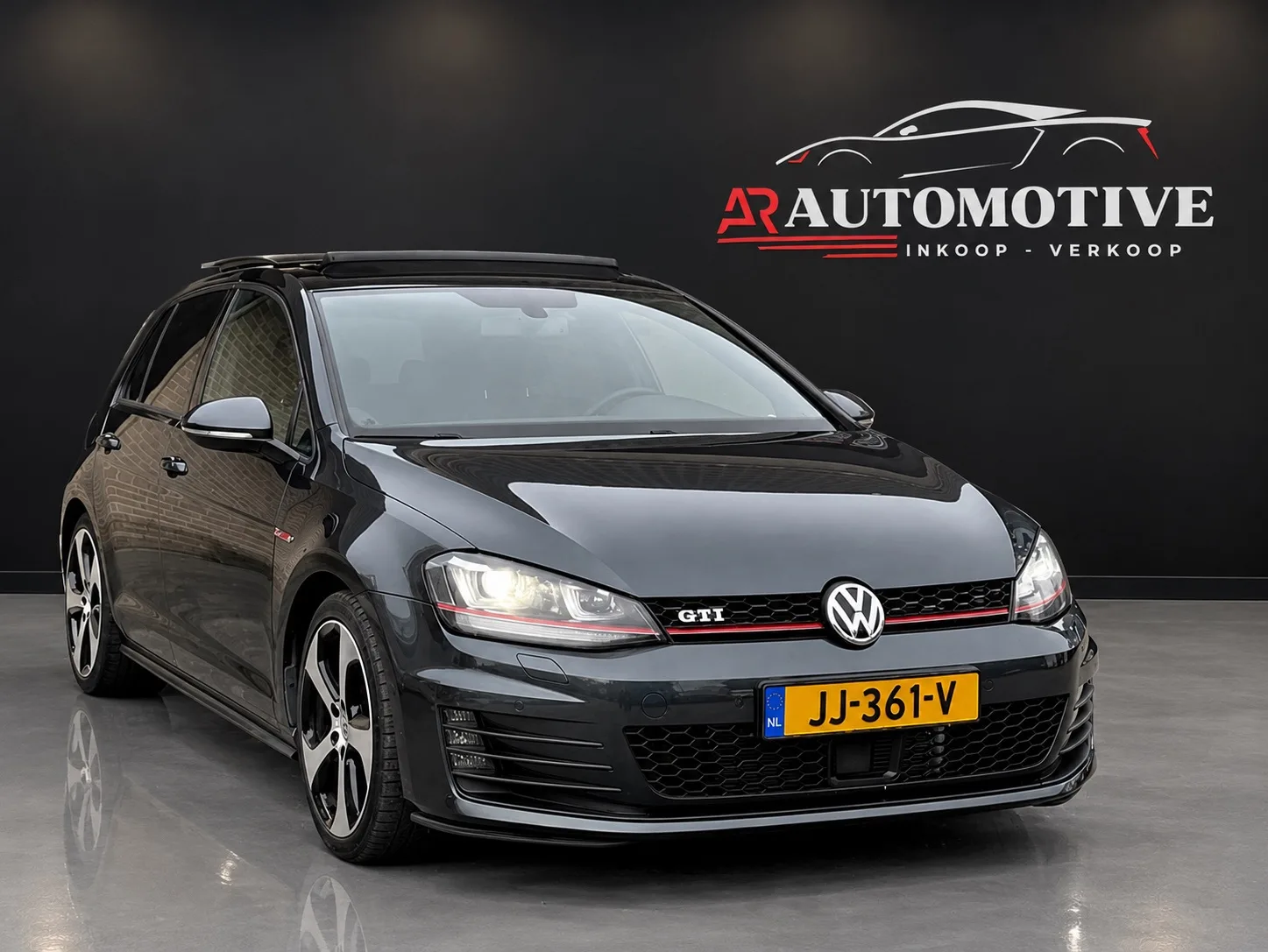 Volkswagen Golf (2015) — foto 1