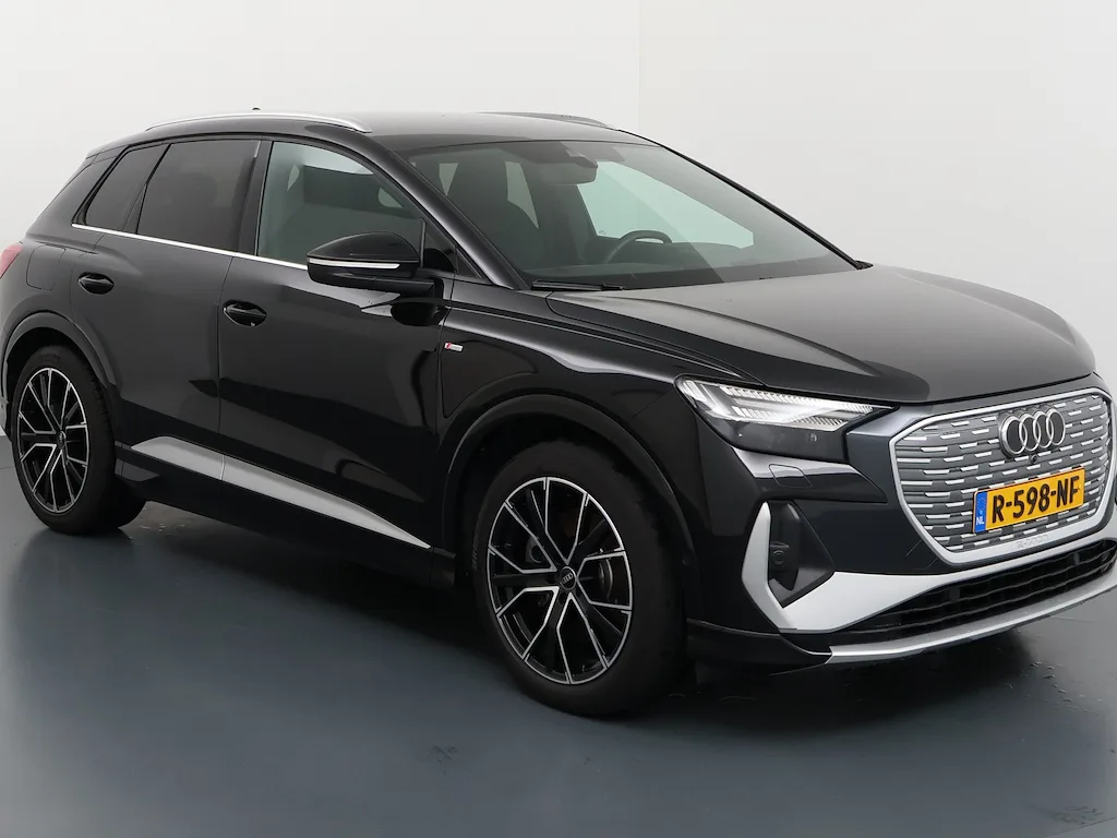 Audi Q4 e-tron (2022) — foto 1