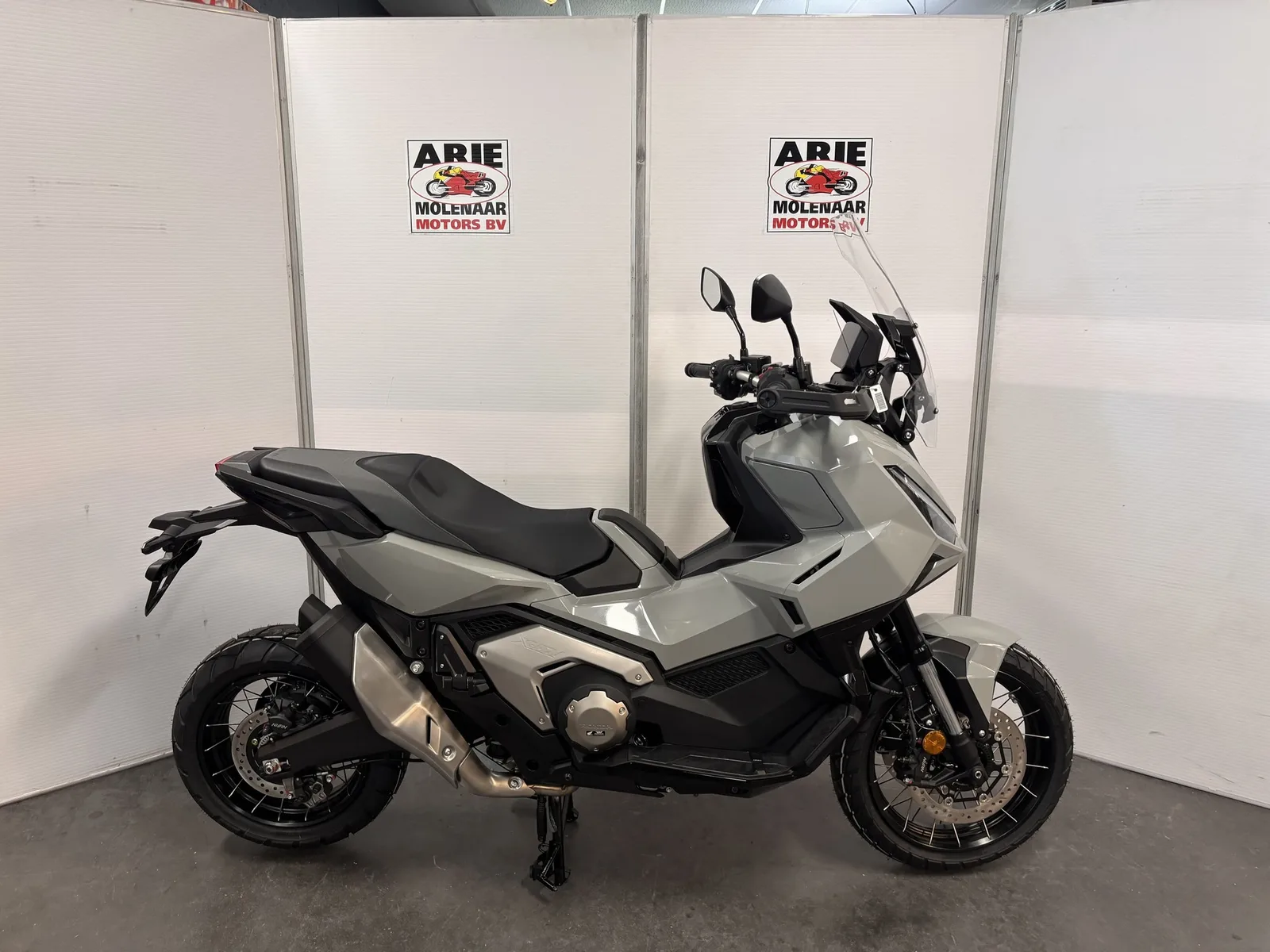 Honda X-ADV (2027) — foto 1