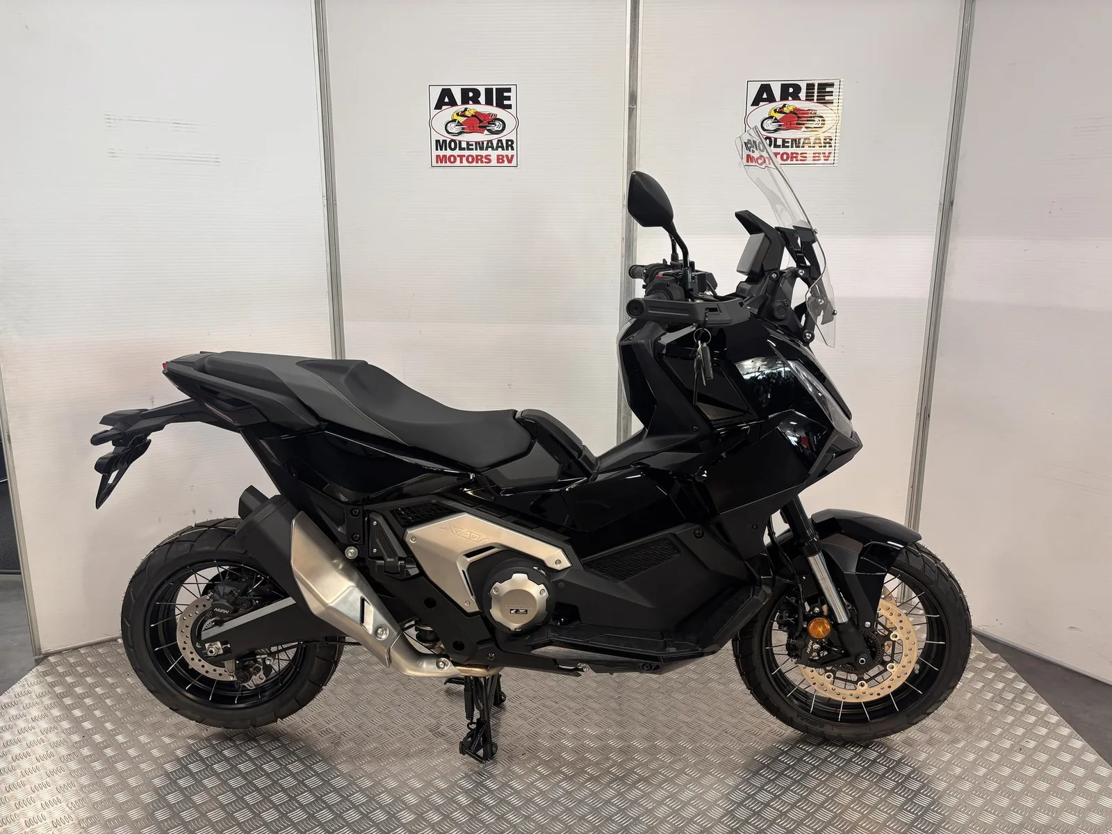 Honda X-ADV (2026) — foto 1