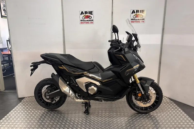 Honda X-ADV (2027)