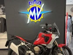 MV Agusta Enduro Veloce (2026) — foto 1