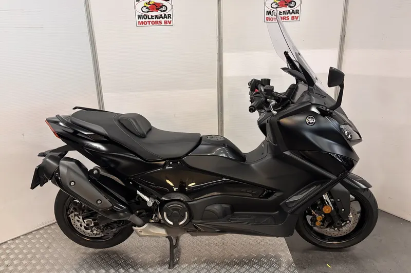 Yamaha TMAX 560 (2024)