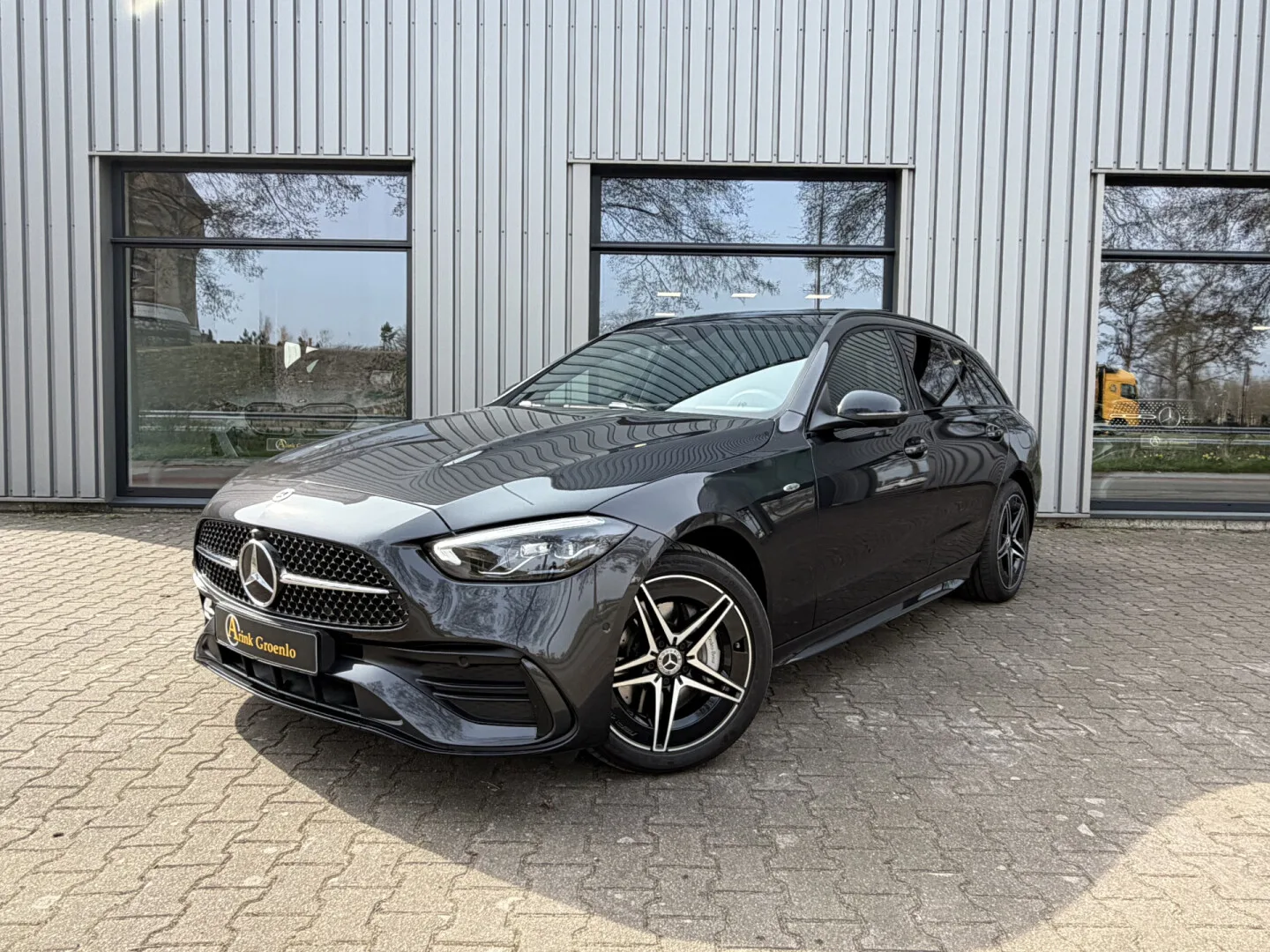 Mercedes-Benz C-Klasse (2025) — foto 1