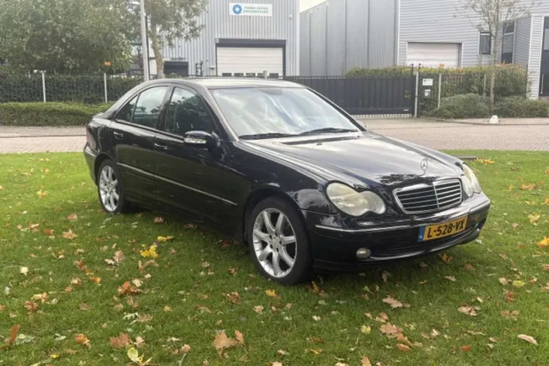 Mercedes-Benz C-Klasse (2003)
