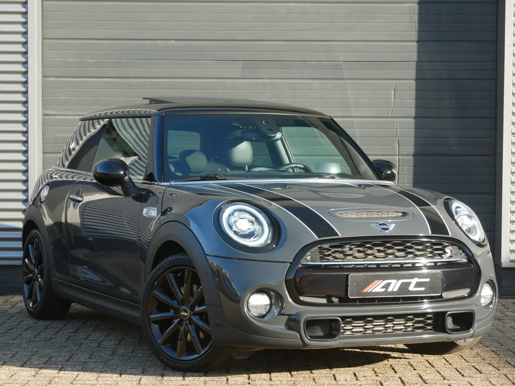 MINI Cooper S (2019) — foto 1