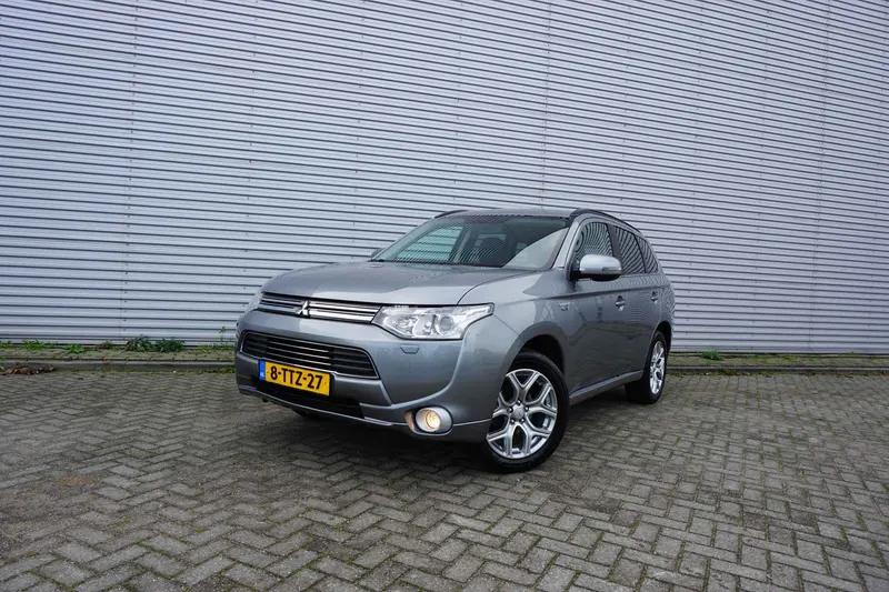 Mitsubishi Outlander (2014)