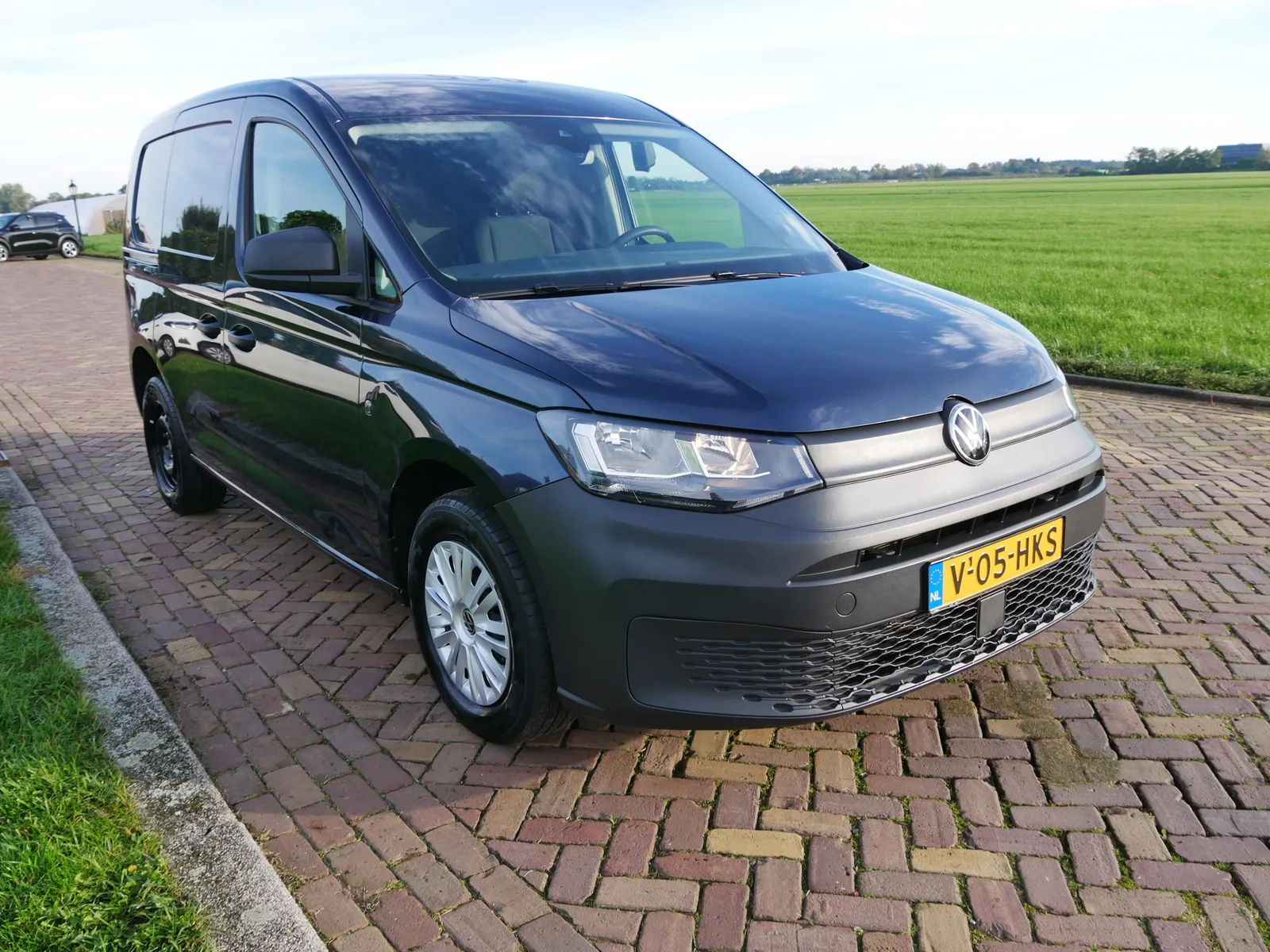 Volkswagen Caddy (2024) — foto 1