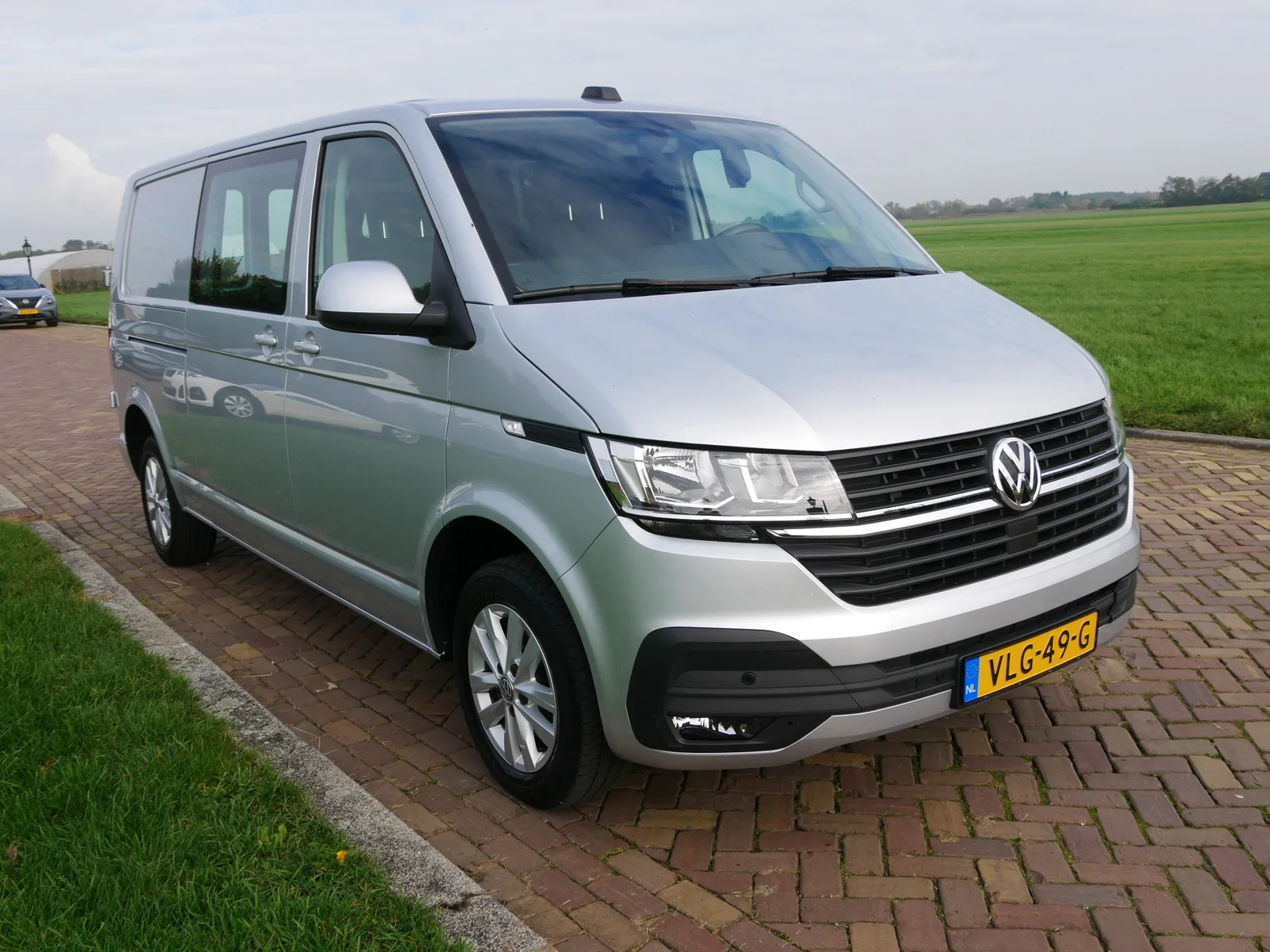 Volkswagen Transporter (2021) — foto 1