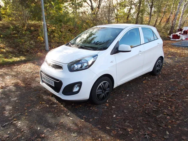 Kia Picanto (2012) — foto 1