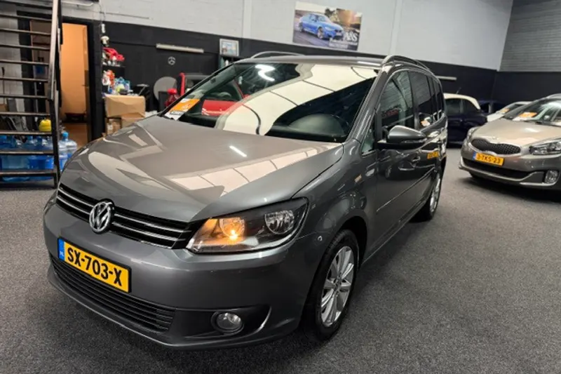 Volkswagen Touran (2013)