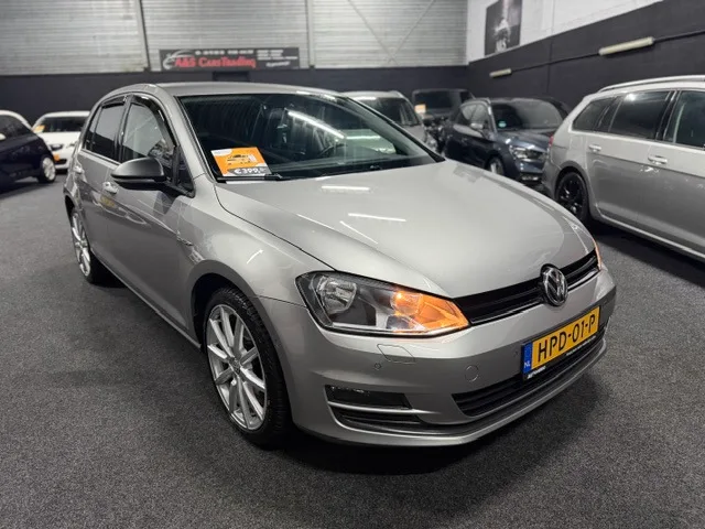 Volkswagen Golf (2014) — foto 1